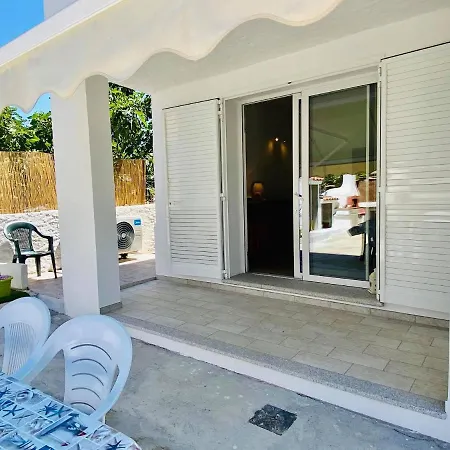 Le Di Helga Lägenhet Budoni